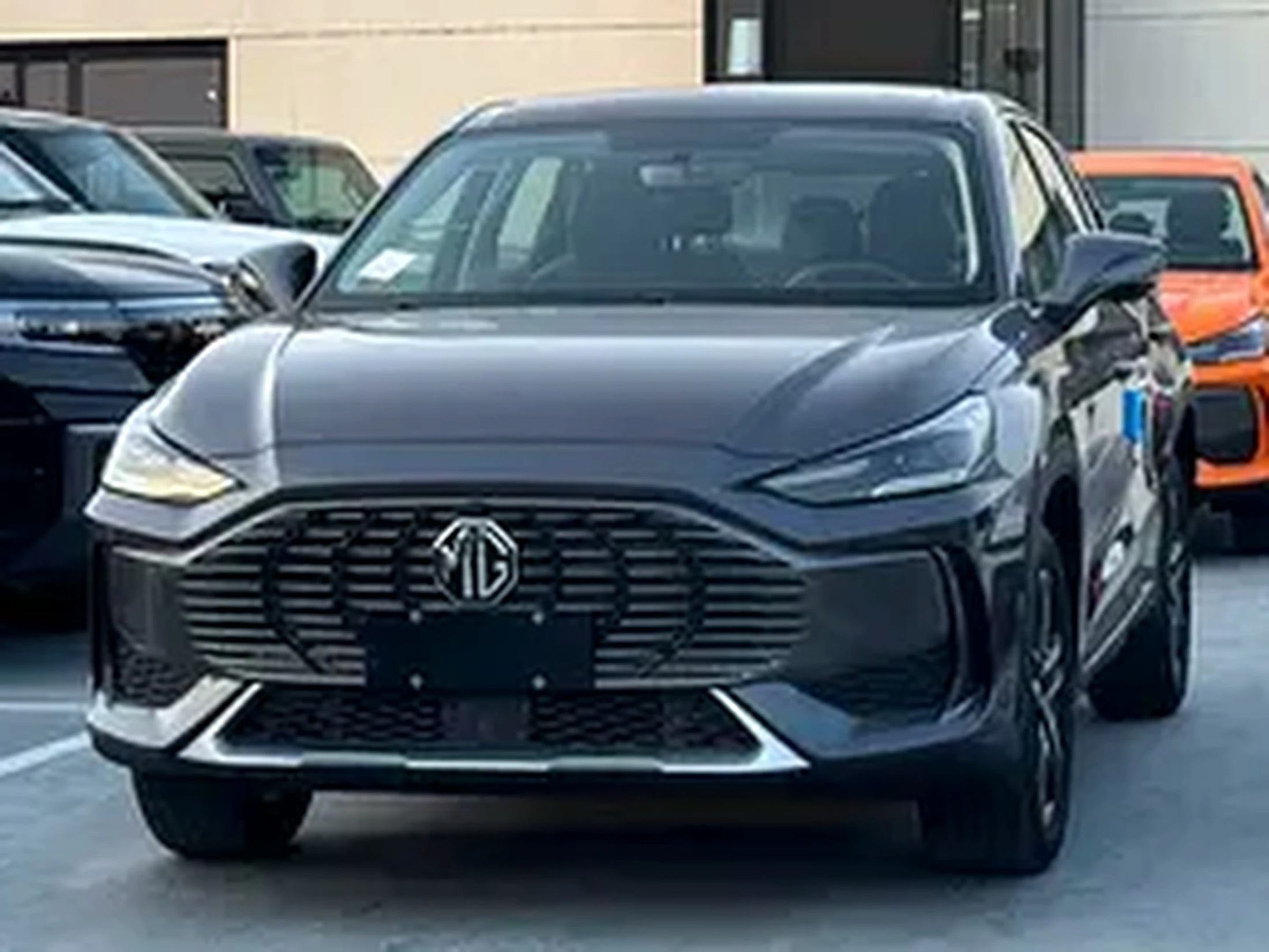 MG - One - STD