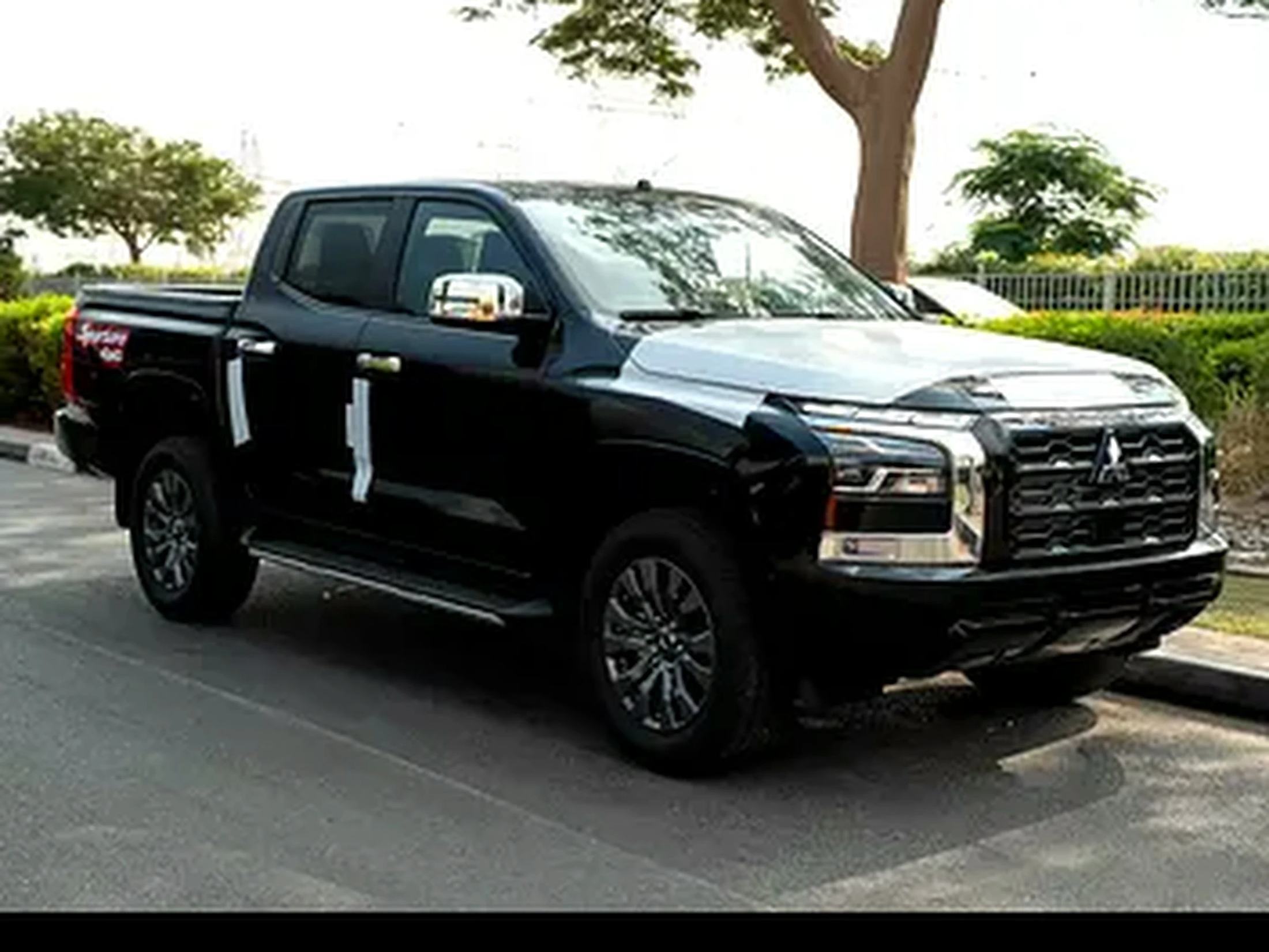 Mitsubishi - L200 - Sportero
