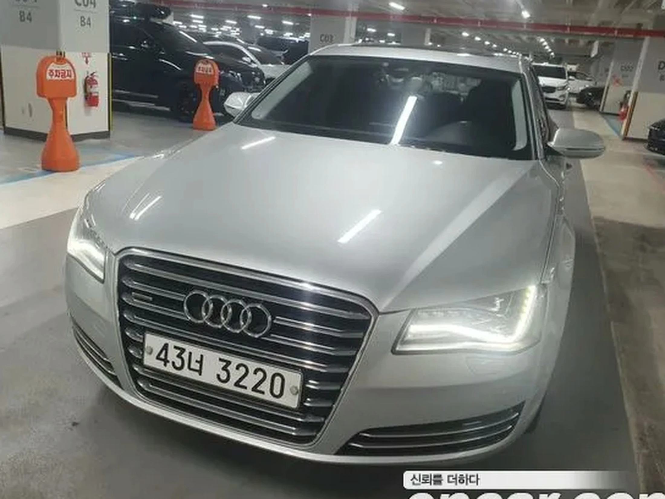 Audi New A8 2011 4.2 FSI quattro