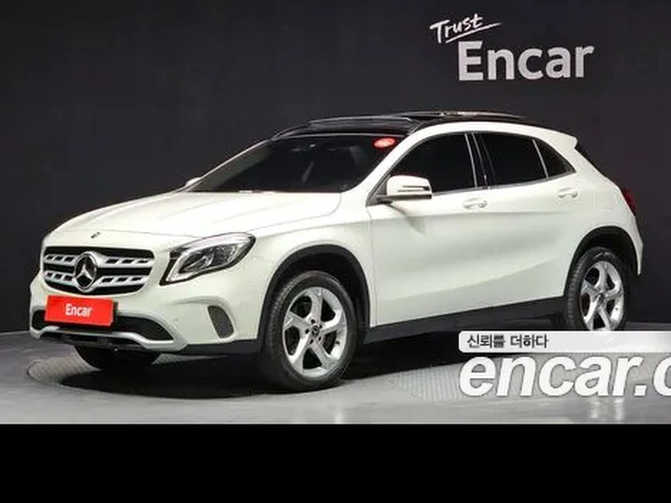 Mercedes-Benz GLA-Class X156 2017 GLA220