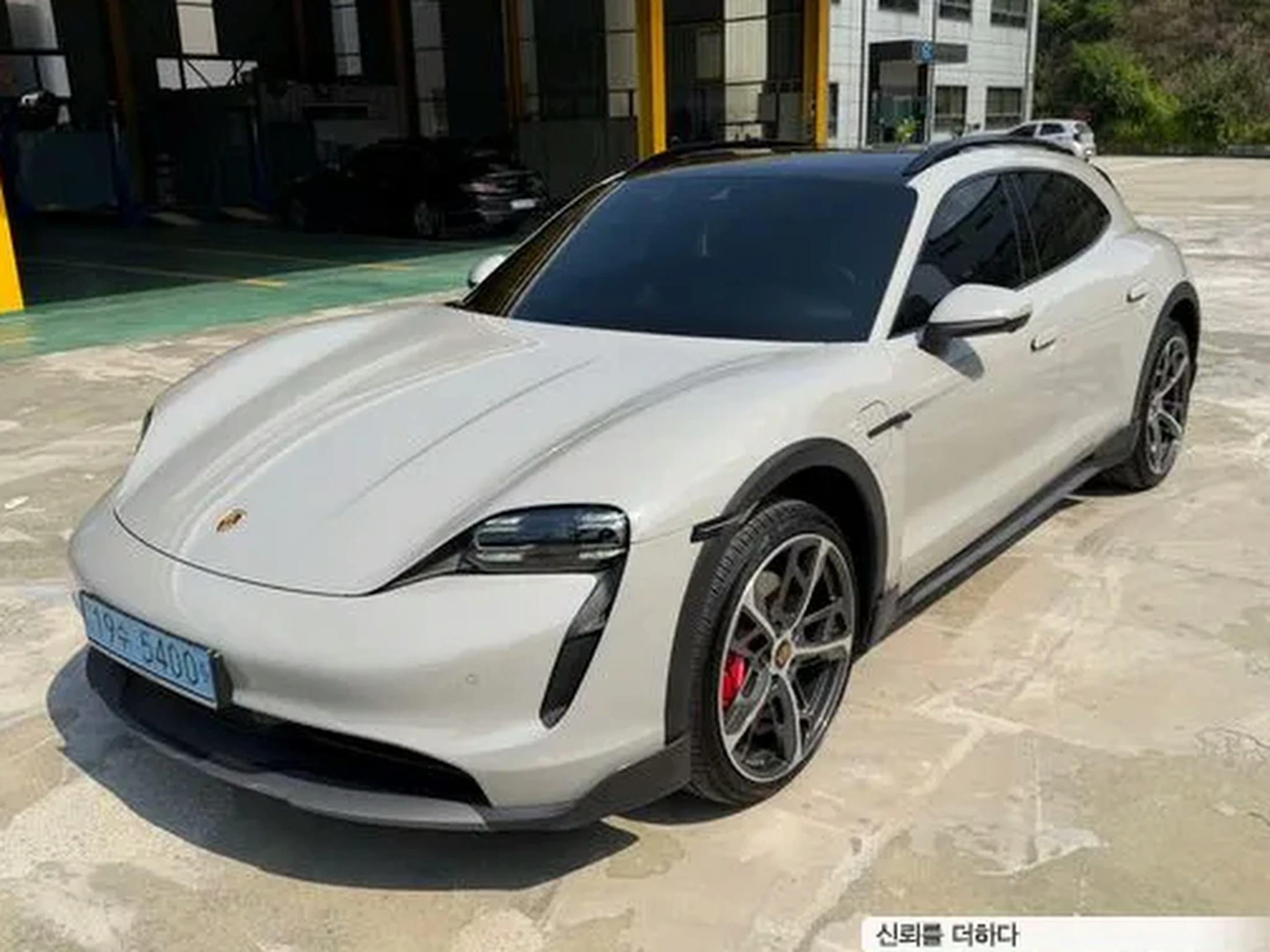 Porsche 타이칸 2022 4S 크로스 투리스모